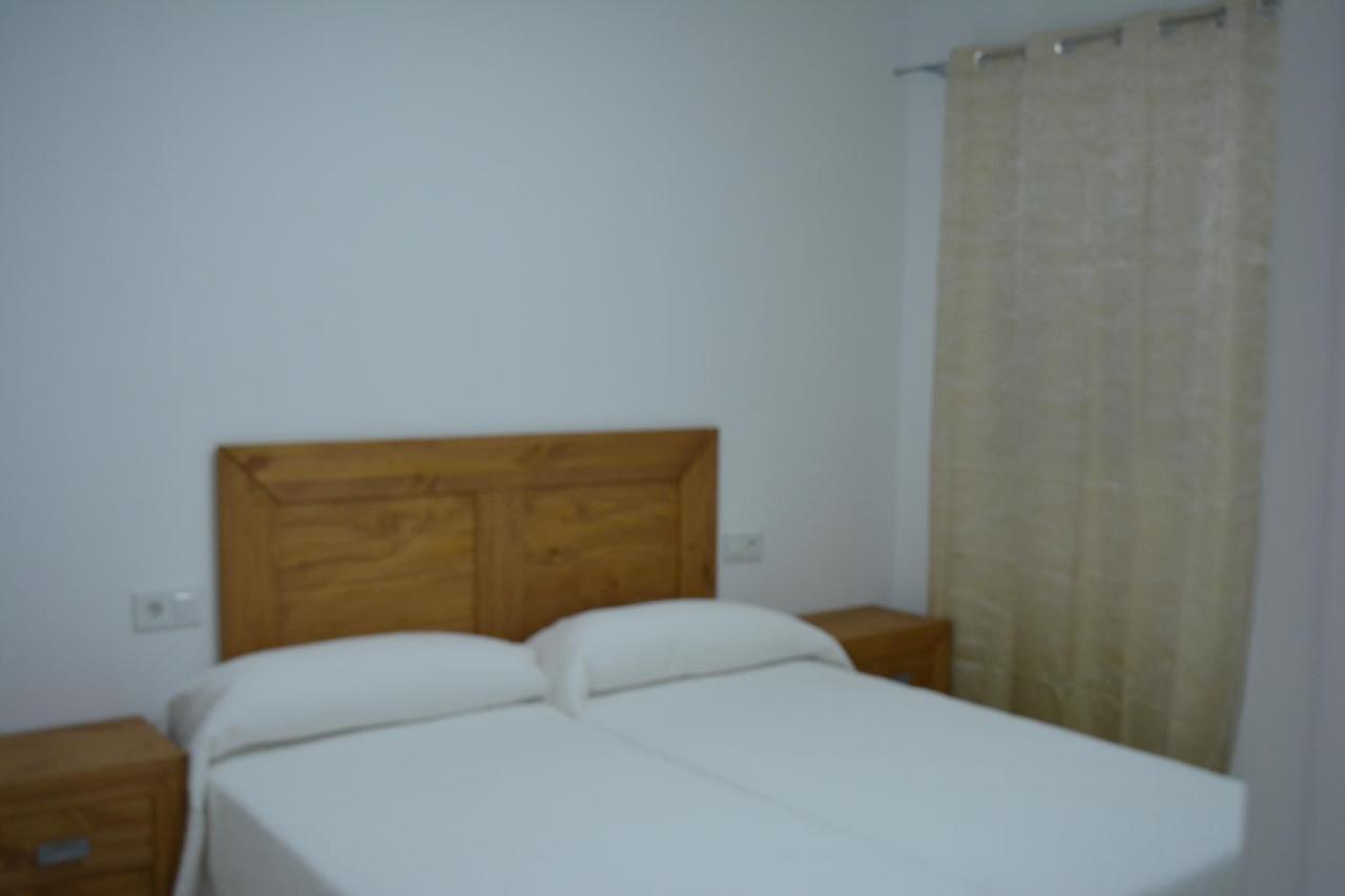 Apartamentos Turisticos La Terraza* Las Cabezas de San Juan Exterior foto